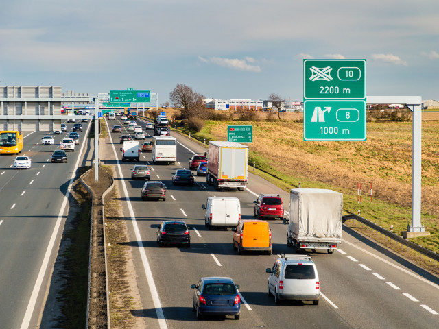 Ministr Kupka ohlásil další zdražování dálničních známek