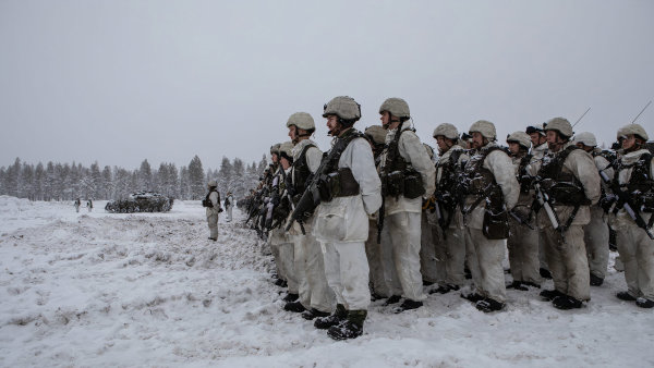 Konečně! Švédové do NATO přinášejí vyspělé zbrojaře, chytrá letadla a totální obranu