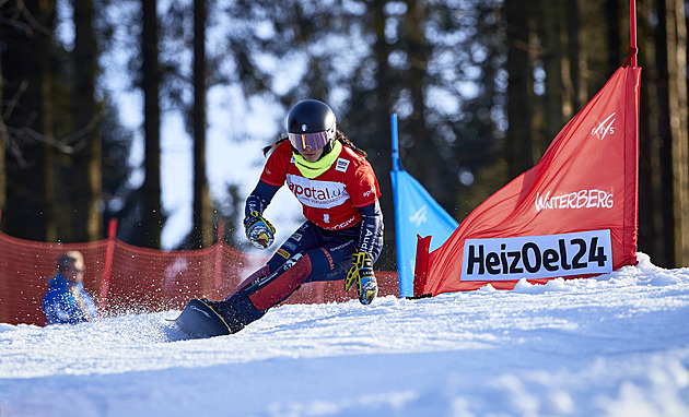 Snowboardisté Ledecká a Počinek skončili ve slalomu družstev v osmifinále