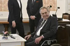 Bývalý prezident Zeman je po operaci ve stabilizovaném, ale vážném stavu, uvedla nemocnice Motol