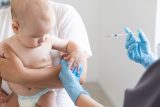 Vakcín proti černému kašli je stále nedostatek. Někde se nedostane ani na těhotné ženy