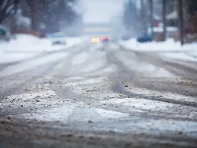 Česku hrozí další sníh a déšť. Na Šumavě už napadlo 10 centimetrů