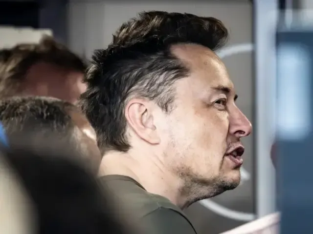 Tesla žádá akcionáře, aby schválili rekordní odměny Elonu Muskovi