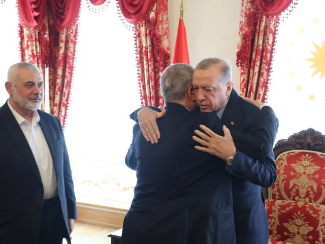 Erdogan přijal vůdce Hamásu a nazval do bratrem. „Cesta k vítězství vede přes jednotu“