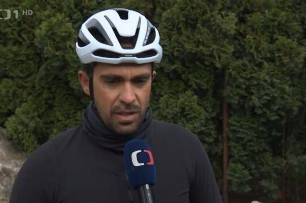 

Alberto Contador vyrazil na Křivoklátsko

