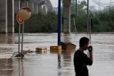 Nejlidnatější provincii v Číně postihly silné záplavy. Vyžádaly si evakuaci 60 000 lidí a nejméně čtyři úmrtí