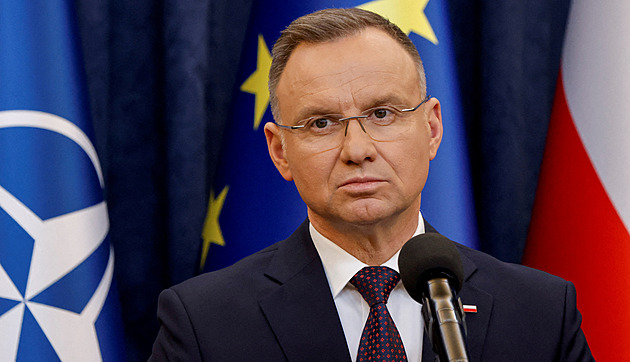 Prezident Duda se nebrání jaderným zbraním NATO v Polsku, překvapil premiéra