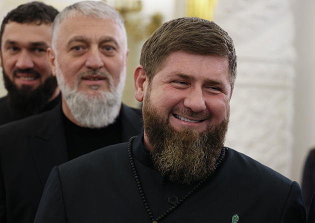 Kadyrov má nekrózu slinivky, Kreml hledá nástupce, tvrdí investigativci