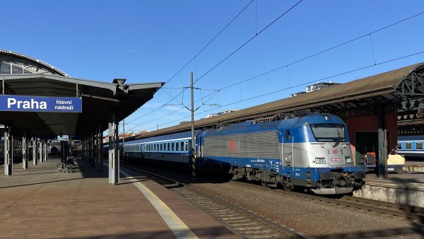 České dráhy překvapily a loni vydělaly skoro čtyři miliardy. Návrat cestujících po covidu ale není jediný důvod