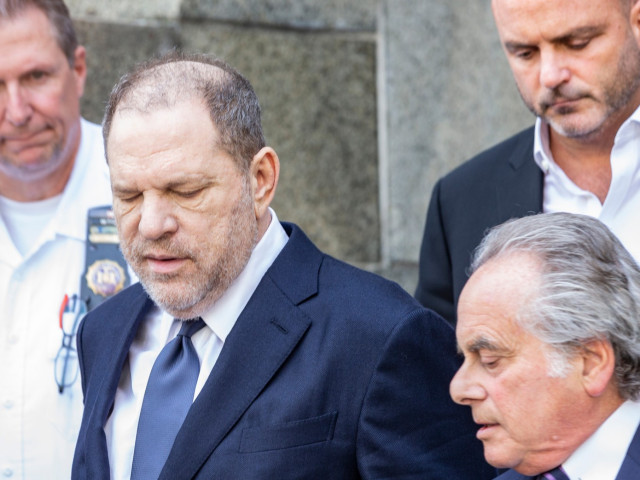 Rozsudek nad Weinsteinem zrušen, v roce 2020 spustil kampaň Me Too