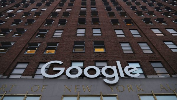 Google potěšil investory. Alphabet poprvé v historii vyplatí dividendu a bude vykupovat vlastní akcie