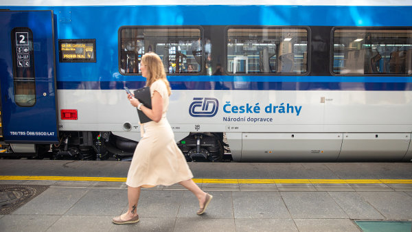 Největší skok za 30 let: na českých kolejích se začala chystat rychlost 200 km/h. Kdy a kde začne platit?