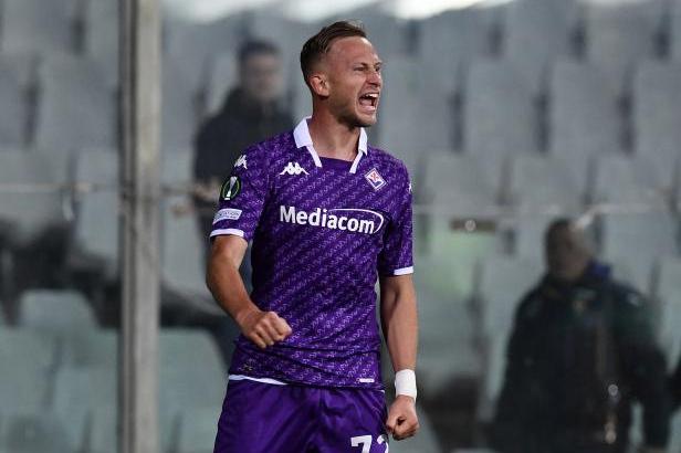 

Barák si připsal gól a asistenci, Fiorentina porazila Sassuolo 5:1. Boloňa se znovu přiblížila Lize mistrů

