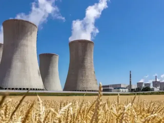 Francouzi a Korejci doručili ČEZ nabídku na stavbu čtyř reaktorů, zůstane neveřejná