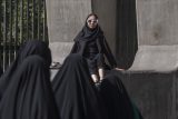 Na protestu zapálila hidžáb, za dva týdny našli její tělo. Šestnáctiletou Íránku zneužila a zabila policie