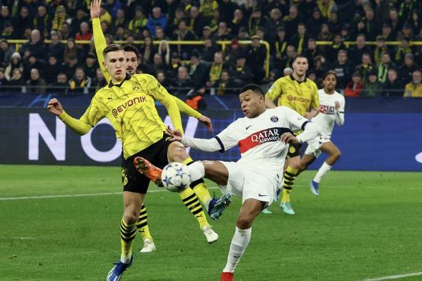 

Repríza souboje ze základní skupiny. Dortmund není lehčí soupeř než Barcelona, varuje trenér PSG Enrique

