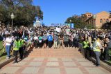 Násilný protest není chráněný, odsoudil Biden demonstrace studentů na podporu Palestiny