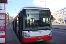 Nové značení, řády i trasy. Ústí nad Labem přeorganizovalo dopravu kvůli novým trolejbusům