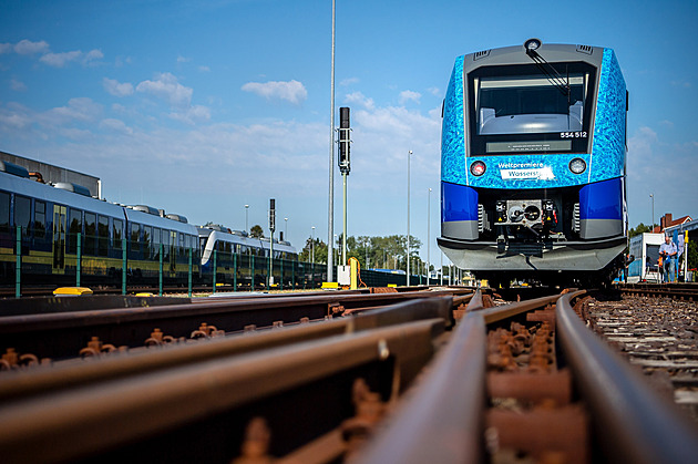 Na trati z Břeclavi do Přerova srazil vlak člověka, muž na místě zemřel
