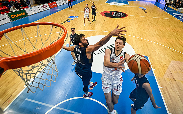 Nymburští basketbalisté v prvním semifinále porazili Ostravu 92:69