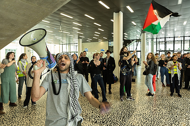 Studenti v Belgii, Irsku či Británii protestují kvůli Gaze, staví tábory