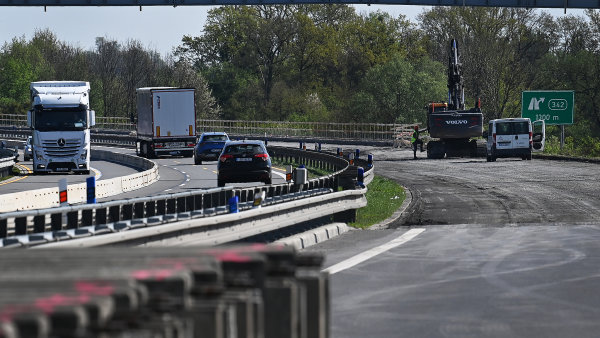 Dálnice, která se prostě nepovedla. Další mosty na D1 u Ostravy potřebují čtyřicetiletou opravu – po pouhých 13 letech