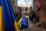 ONLINE: Rusové mají v bojích na severu Ukrajiny taktický úspěch, připustil Kyjev