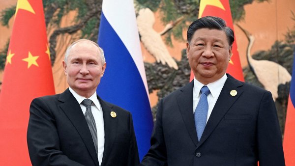 Putin jede do Pekingu pro pomoc. Nejspíš narazí, i když se už Rusko stalo vazalem Číny