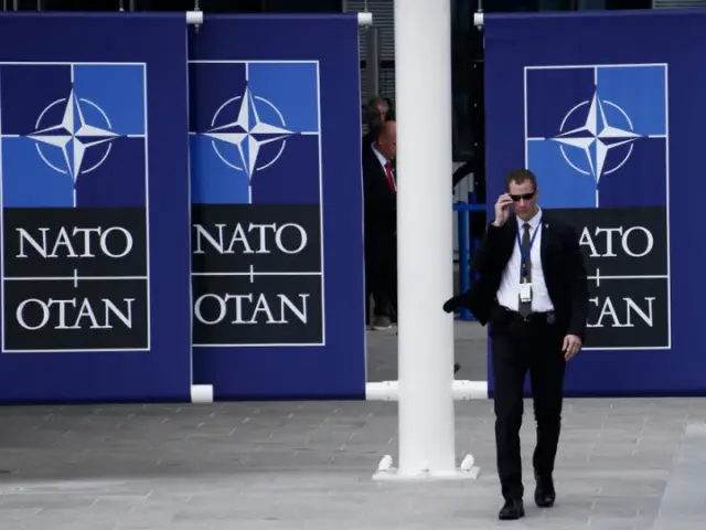 Na zasedání ministrů NATO v ČR se bude podílet 800 osob