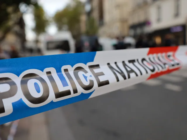 Policisté ve francouzském Rouenu zastřelili muže, který se snažil zapálit synagogu