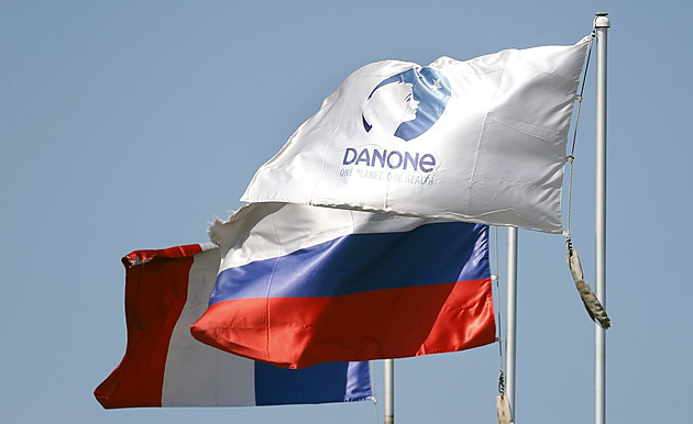 Firma Danone opouští ruský trh, prostor je volný pro Čečence napojené na Putina
