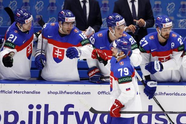 

Slováci nepustili hokejisty Francie ke slovu, vyprodaná Ostravar Aréna je doprovodila k vítězství

