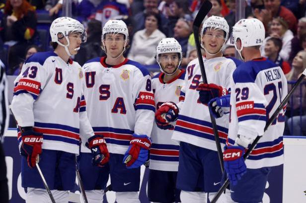 

Američané se bavili hokejem, Kazachstán schytal první dvouciferný výprask MS


