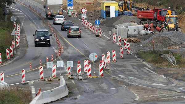Konec zpomalování u Tábora. Silničáři mohou dostavět pravý jízdní pruh dálnice D3