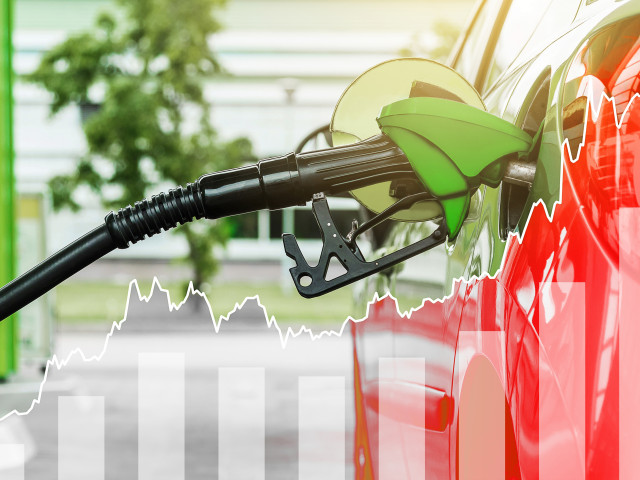 Benzin a nafta dražší o více než deset korun. EU uvalí zelenou daň na osobní dopravu i domy