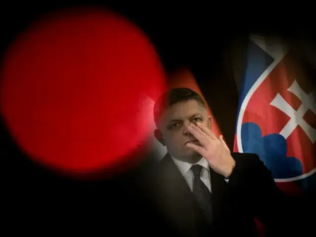 Fico podstoupil vyšetření břicha na CT. Slovenští poslanci odmítli šíření nenávisti