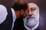 Íránci se loučí s prezidentem Raísím. Společnost ale není tak emociální jako u úmrtí dřívějších lídrů