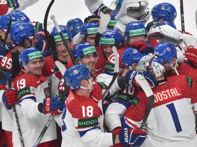Jeden z nejočekávanějších zápasů. Proti Kanadě pomůže Česku Pastrňák i Zach z NHL