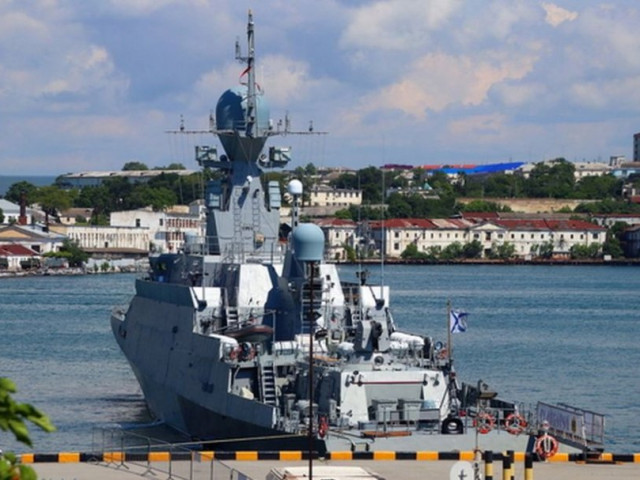 Ukrajinci likvidují ruskou černomořskou flotilu. Potopili korvetu Ciklon, která odpaluje rakety Kalibr