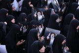 Konec řezníka z Teheránu. Írán po záhadné smrti Raísího začne hledat nástupce nejvyššího vůdce