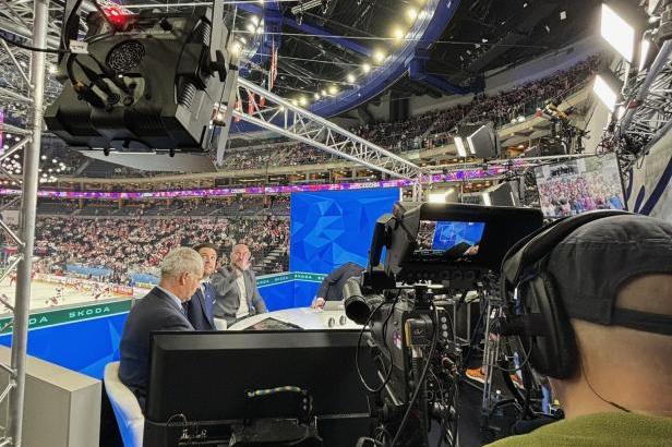 

OBRAZEM: Jak vypadá zákulisí vysílání ČT sport na hokejovém mistrovství světa

