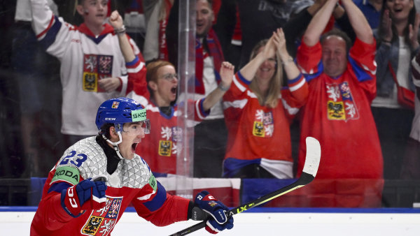 Čeští hokejisté si po 14 letech zahrají o zlato. Výhru nad Švédy sledovaly u televize přes dva miliony lidí
