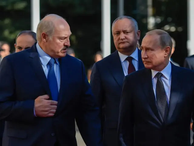 Čína, Bělorusko, KLDR. Putin utužuje spojenectví, s Lukašenkem probral jaderné zbraně