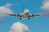 Problém s emisními pravidly. Letecké společnosti s vnitrostátními lety volají po narovnání trhu