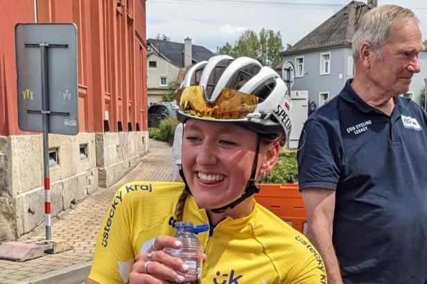 

Tour de Feminin má po letech českou vítězku, raduje se Julia Kopecky

