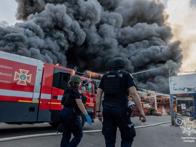 VIDEO: Krutý útok na civilisty v Charkově. Explozi zaznamenala vnitřní kamera: mrtví a ranění