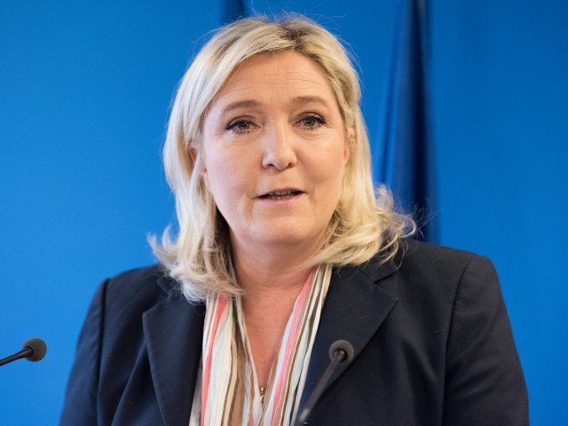 Pravice se sjednocuje. Le Penová vyzvala Meloniovou k vytvoření superskupiny v EP