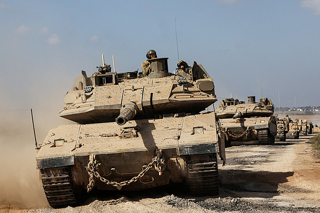 Izraelské tanky vjely do Rafáhu, armáda popírá útok na humanitární zónu