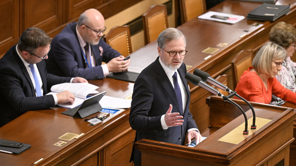 Sněmovna podpořila reformu penzí, debata poslanců trvala celkem 32 hodin