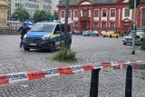 Muž v centru německého Mannheimu zranil nožem několik lidí. Policie ho postřelila